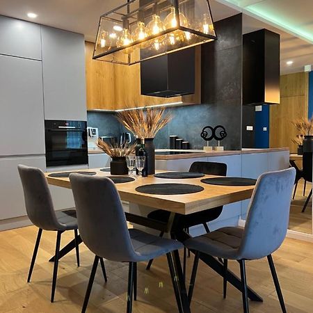Family & Business Elegant Apartments, Kadzielnia, Wdk, Stadion Korona -1 Bedroom, Terrace, Garage, New! Kielce Kültér fotó