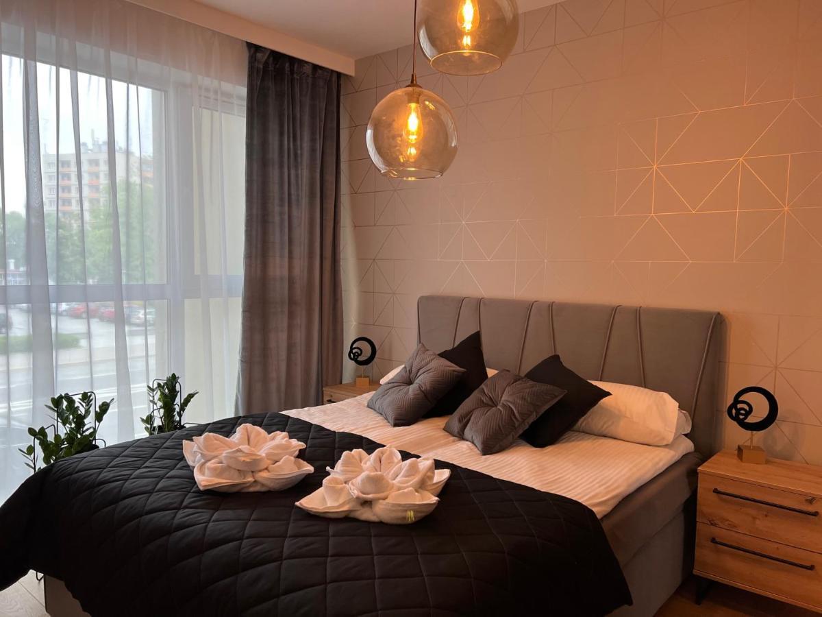 Family & Business Elegant Apartments, Kadzielnia, Wdk, Stadion Korona -1 Bedroom, Terrace, Garage, New! Kielce Kültér fotó