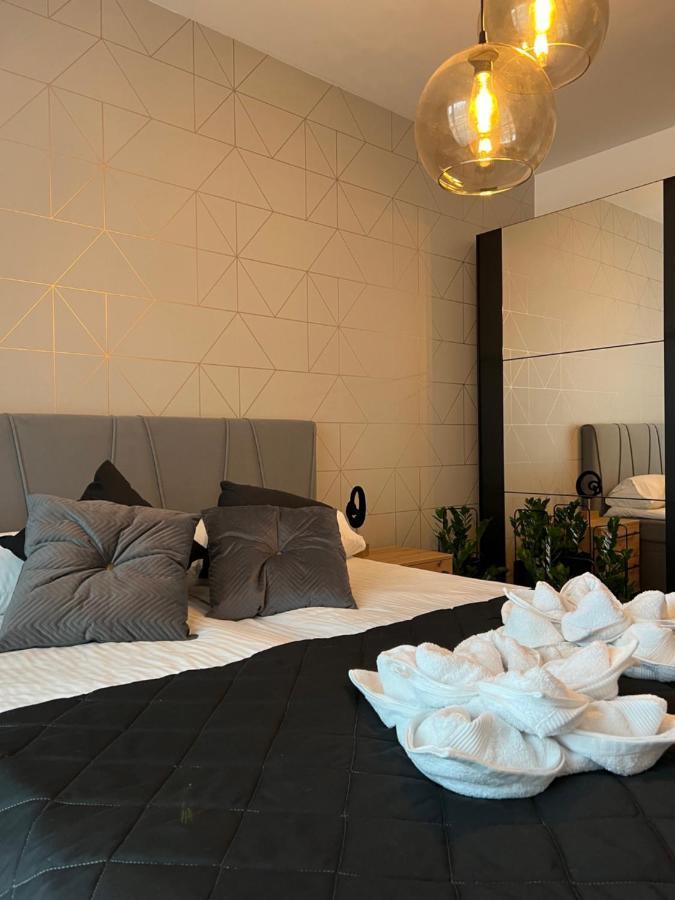 Family & Business Elegant Apartments, Kadzielnia, Wdk, Stadion Korona -1 Bedroom, Terrace, Garage, New! Kielce Kültér fotó