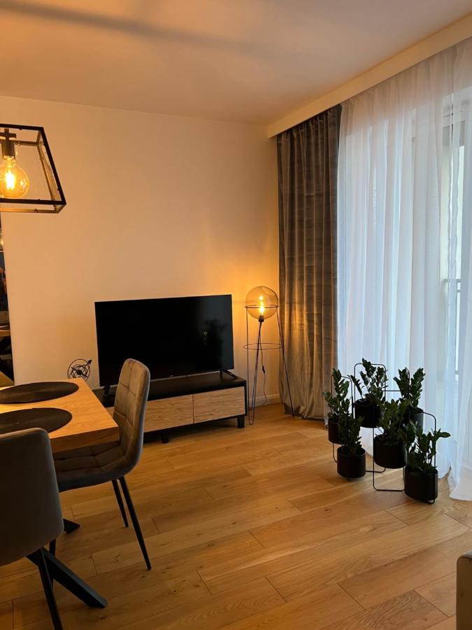 Family & Business Elegant Apartments, Kadzielnia, Wdk, Stadion Korona -1 Bedroom, Terrace, Garage, New! Kielce Kültér fotó